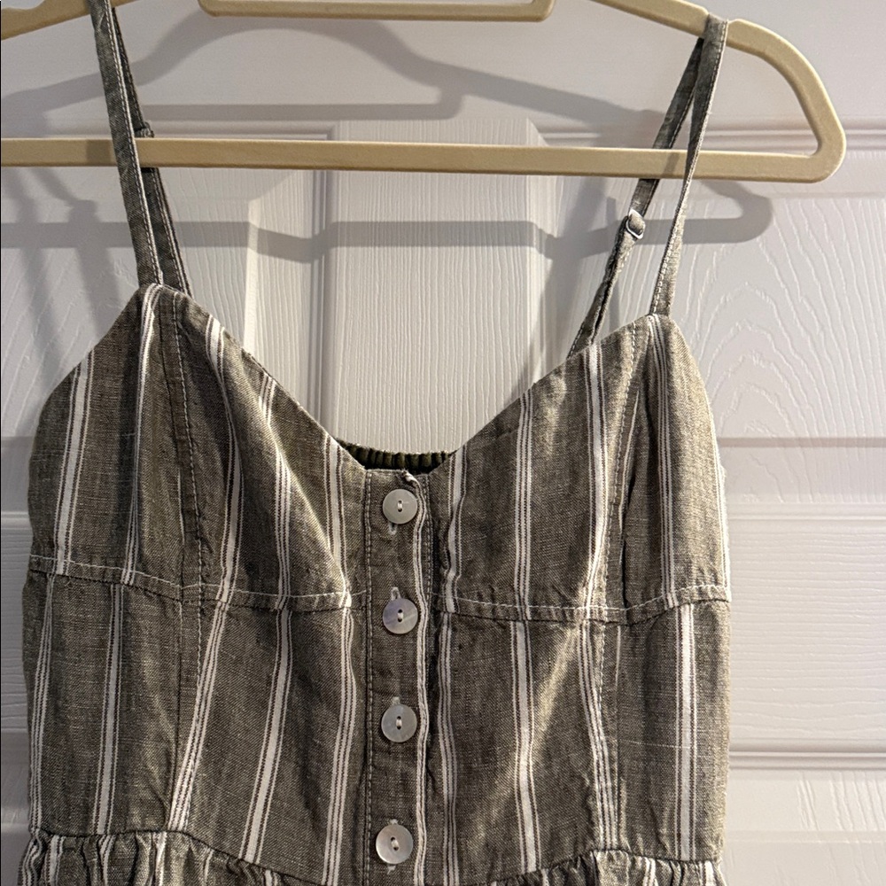 Madewell Linen Jumpsuit. - Picture 3 of 6